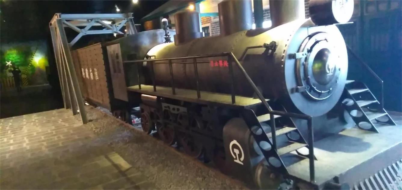 互助蒸汽火车模型